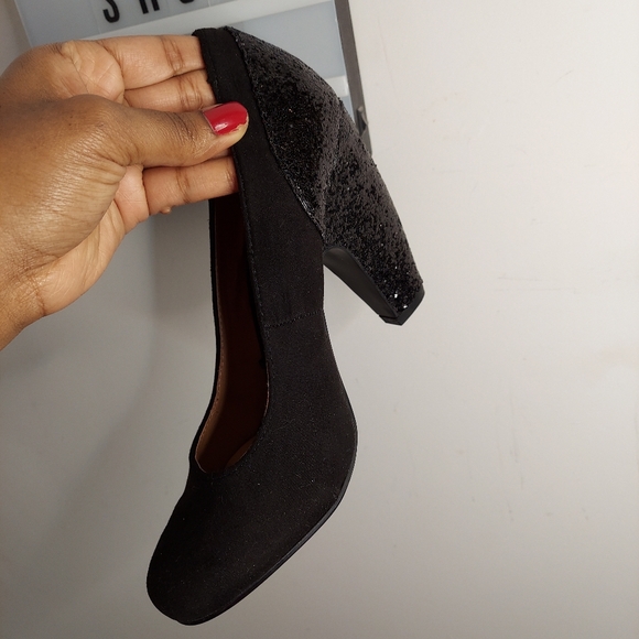 Black sequin heels - Picture 4 of 10